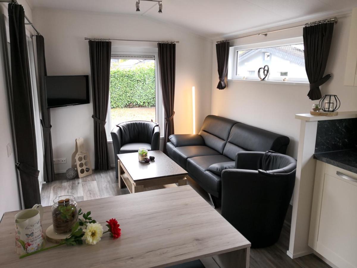 Ferienhaus Malefi 1 Am Guelser Moselbogen Koblenz  Bagian luar foto